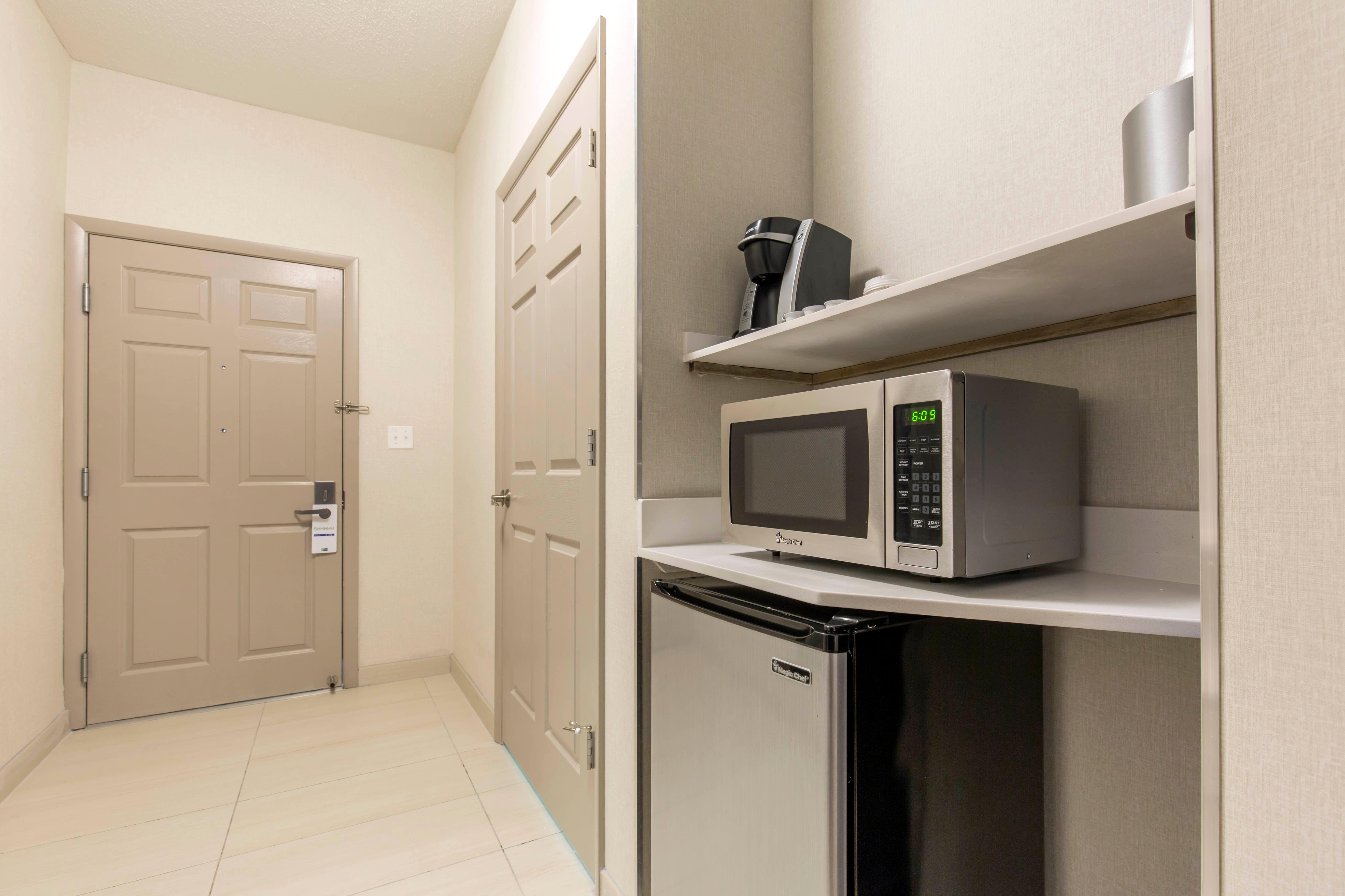 Holiday Inn Express And Suites Chicago West - St Charles By Ihg Saint Charles Exterior photo